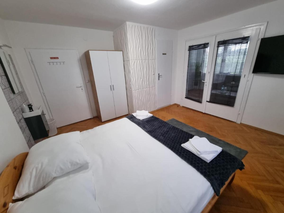 Pension Donaublick Grein 1 , Spitzfeldstr 1 Exterior foto