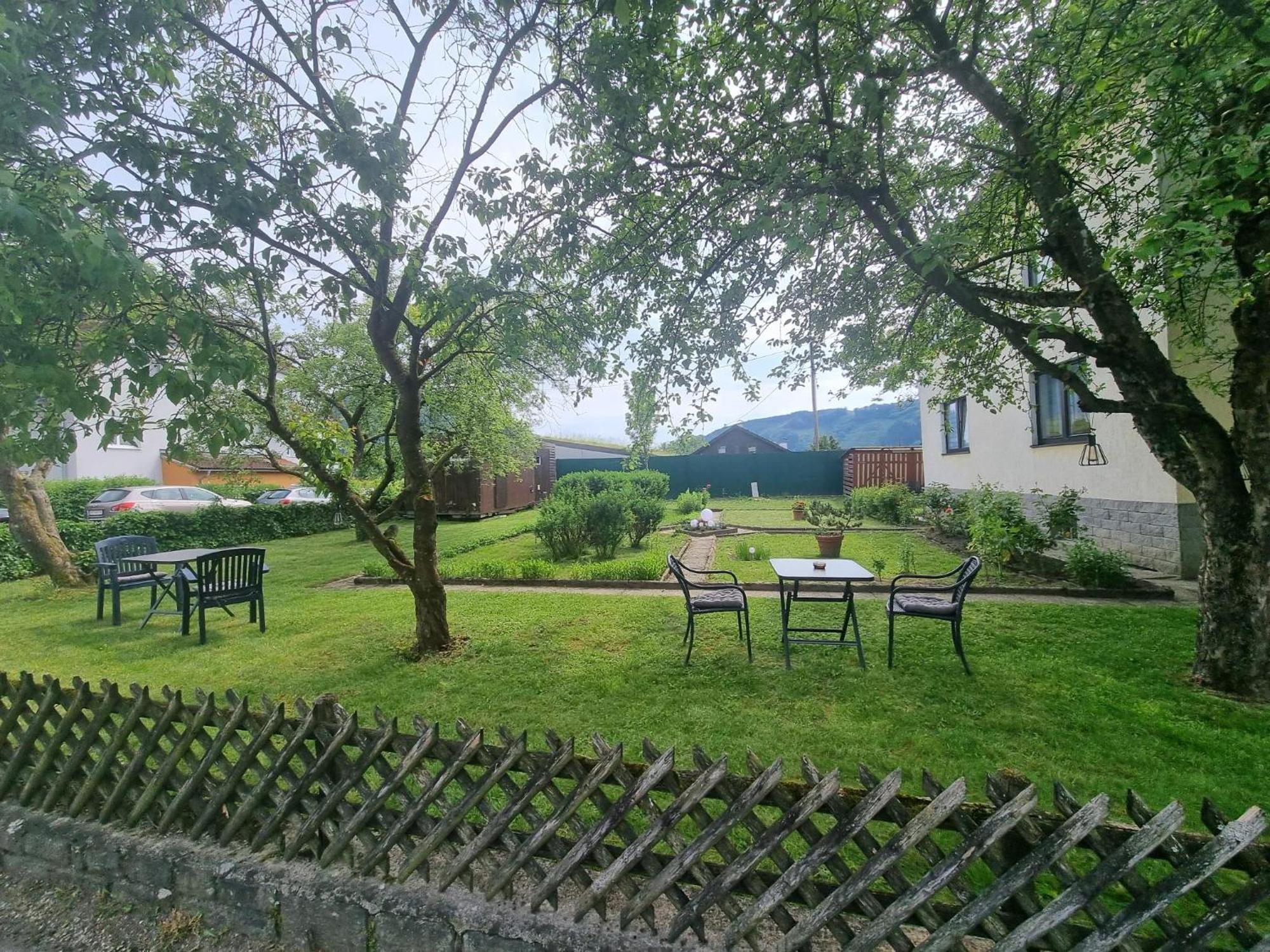Pension Donaublick Grein 1 , Spitzfeldstr 1 Exterior foto