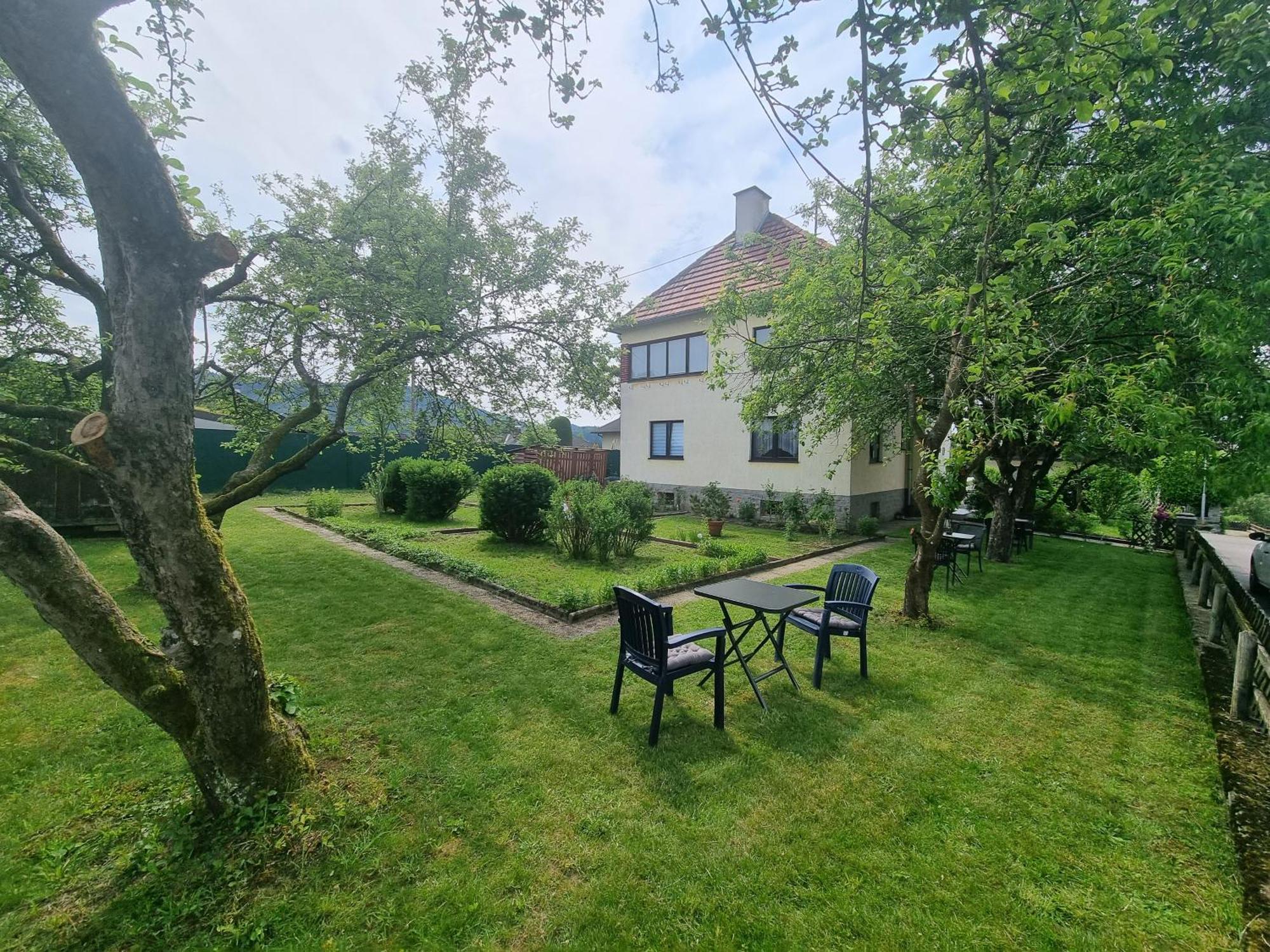 Pension Donaublick Grein 1 , Spitzfeldstr 1 Exterior foto